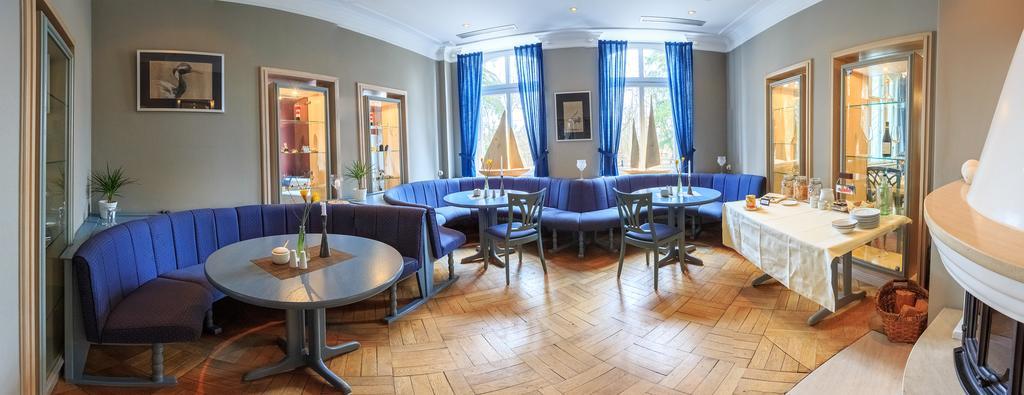 Hotel Schloesschen Sundische Wiese Zingst Exterior photo